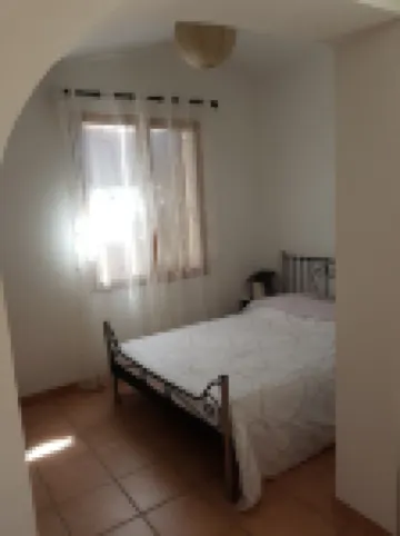 Charmant Gîte en Luberon Hotels in Menerbes