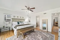 Gorgeous Beach Villa -- Ocean Views + Sleeps 12!