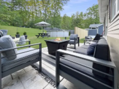 Luxe Mountain Getaway Fire Pit Arcade Hot Tub Pool