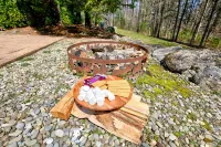 Wolf Lair - scenic Adirondack cabin escape  + lake access