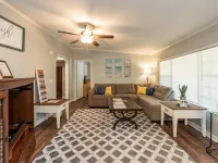 Discover Durham, just a quick 11-minutes from Duke University Hotels in Triangle