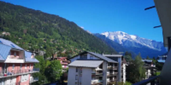 Very Nice T3 Class  , 62 m2,100 m Gondola,Balcony 18M2,Queensize Bed,2 Bedrooms