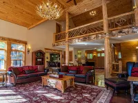 New Large Adirondack Lodge with Pond Waterfront and A/C Hotels in Webb
