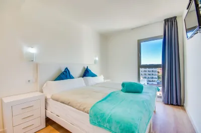 MODERN SEA VIEW APARTMENT DIRECTLY ON THE BEACH