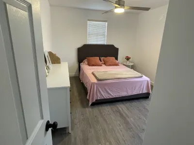 Large home in Marysville  30 min from Sacramento aeropuert Hotels near Walmart Garden Center