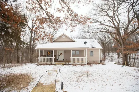 HoneyComb Hideaway Galena Territories