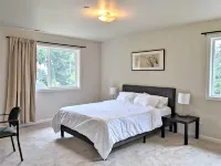 Spacious and quiet 5 bedroom home