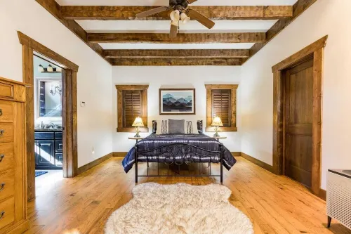 Spacious Mountain Cabin with Sweeping Views