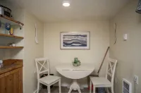 Cheerful studio near ISU 포커텔로 호텔