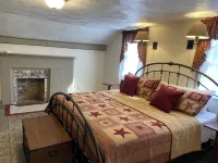 Historic IronMaster House at Springfield Falls
