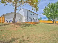 Charming 3-bedroom house in Shawnee with AC and WiFi Hoteles cerca de Ritz