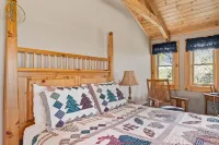 Morganton Mountain Retreat w/ Hot Tub