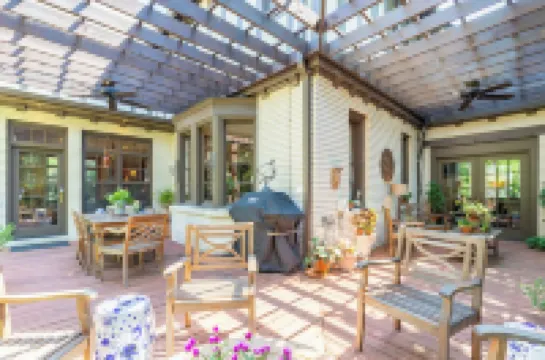 Luxury and Old World Charm in Historic Midtown