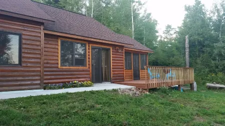 Superior Views - a safe place on 13 acres With A Private Wilderness Setting