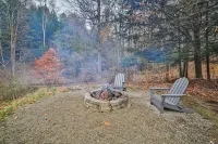 Hungry Hollow Hideaway - escape to this modern cabin on 15 acres