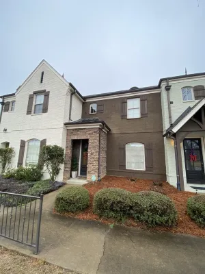 Full Townhouse Fleur de Lis condominiums 1 Mile To Stadiums