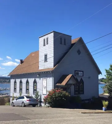 1895 Chapel in a Vintage Church Hotels in der Nähe von Bremerton