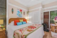 Sunny Side Waves-Beachfront Property-Ground Floor, Corner Unit-Remodel