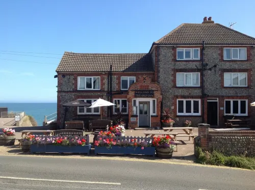 Beautiful apartment, sea view from the balcony, vaulted ceilings,  well equipped Hotels in Mundesley