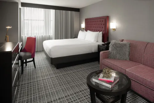The Axis Hotel Moline, Tapestry Collection by Hilton Hotels in Moline