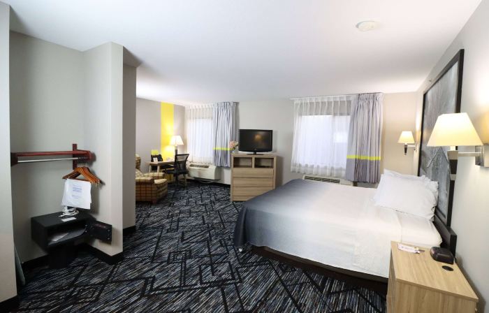 Super 8 by Wyndham Perryville