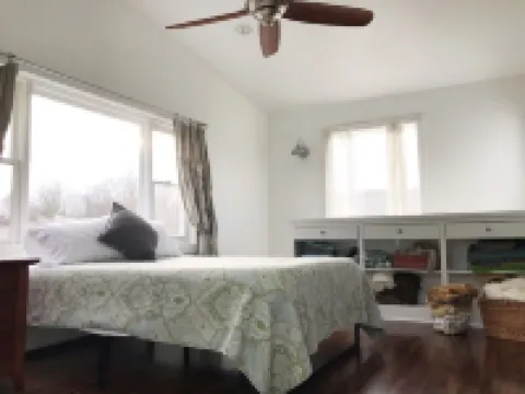 Near Culver Academies - Lake Maxinkuckee - Notre Dame & South Bend!