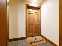 UPDATED BROCKWAY SPRINGS 3 BEDROOM, 2 BATH CONDO ON THE LAKE WITH VIEWS