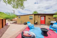 Charming Casita in the heart of Tucson! Ask about Summer Discounts! Hotels near Yume Japanese Gardens of Tucson