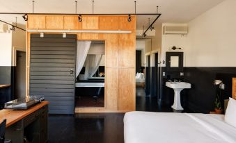 The Clyde Hotel Portland by Kasa