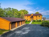 Breezy Hills - Unit 3; Lake Bemidji, King Bed, Kayaks, PB Trail Private Access โรงแรมในเบมิดจิ