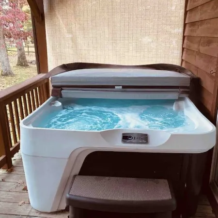 The Retreat at Rockridge ( HotTub )