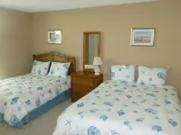 Oceanfront Sea Colony Spacious Condo with Great Ocean Views!