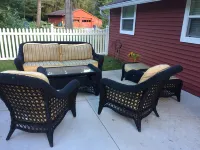 Boardman River Cottage, 2 bedroom 1 Bath steps away from the banks of the river