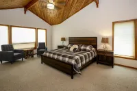 Resort Neighborhood - Walk to Pool, Tennis, Golf, Trails, Lake, & Restaurants - Gym