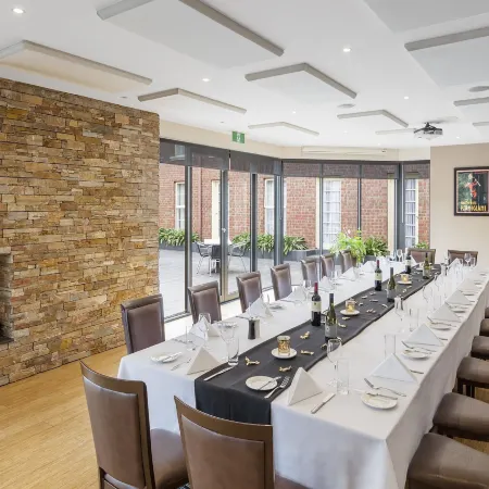 Canterbury International Hotel