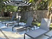 Pool - FirePit - Near South Beach -Wynwood -Design District 北邁阿密當代美術館附近的飯店