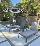 Pool - FirePit - Near South Beach -Wynwood -Design District FIU Biscayne Bay Campus附近的飯店