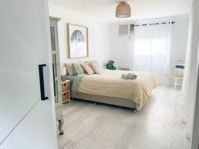 The Yoga Retreat - Walking distance to Umina Beach
