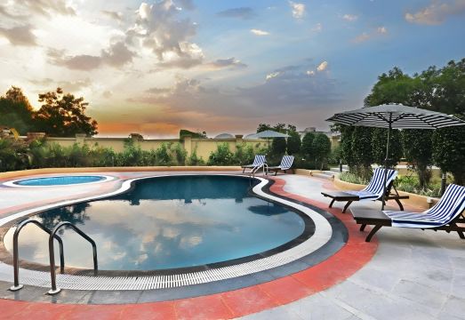 Temple Tree Hotel Shirdi - Housity