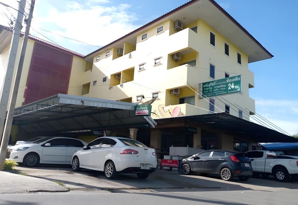 Nattasit Apartment Pechchaburi - Housity