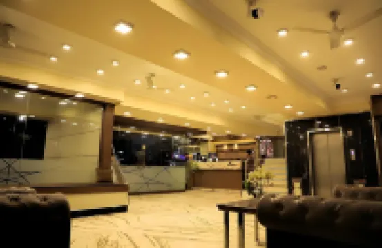 Hotel Ssk Grand Kanchipuram - parking