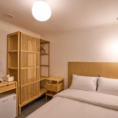 Stay seorae Hotels near Express Bus Terminal Station
