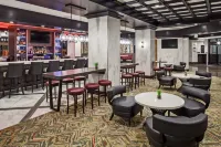 DoubleTree by Hilton Hotel Denver - Quầy bar