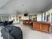 Spacious 4-bedroom pool house with WiFi and AC in charming Vero Beach