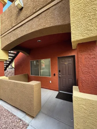 Welcome to Hawk Ridge Haven; your oasis in beautiful Mesquite, NV. Отели рядом с достопримечательностью «Splash Pad»