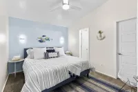 Coastal Cottage Themed 4BR Near Fort Bliss