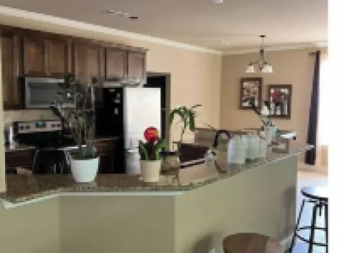 Luxury Peaceful 4Bedroom House Hotels in DeSoto