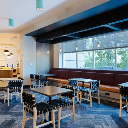 Home2 Suites by Hilton Atlanta Airport College Park