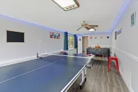 Sunrise@Sunset- 4BR/2BA home, with gameroom, large backyard & covered back porch