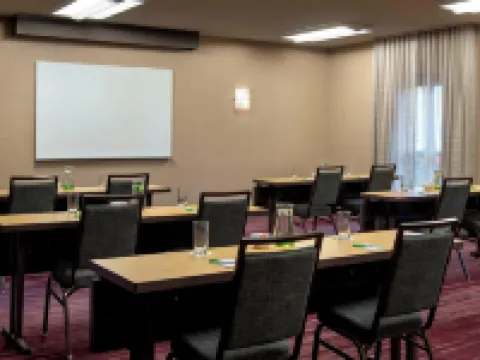 Courtyard Chicago Naperville Hotels in Naperville